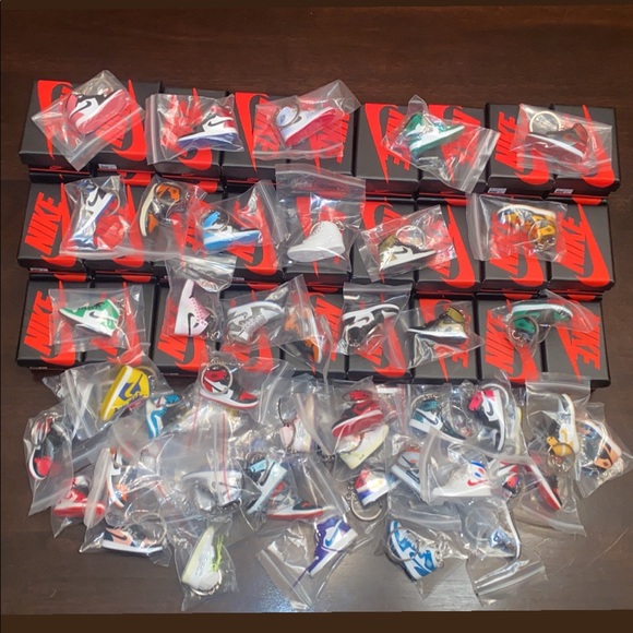 Jordan 1 keychains - Picture 2 of 3